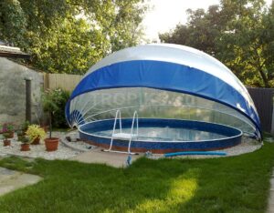 La copertura TROPIKO per un bagno più lungo in acqua calda e limpida come l’azzurro. Per piscine da giardino (tonde) fuori terra e incassate.