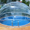 La copertura TROPIKO per un bagno più lungo in acqua calda e limpida come l’azzurro. Per piscine da giardino (tonde) fuori terra e incassate.